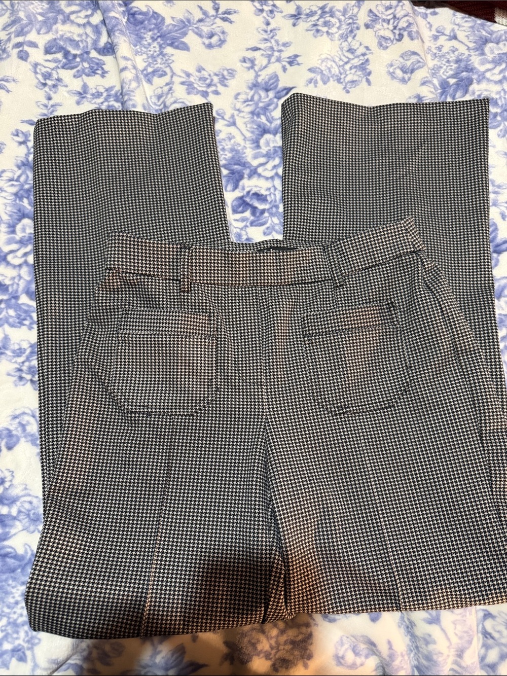 Jules & Leopold Black and White Micro Houndstooth Boot-Cut Pants